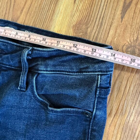 Old Navy Super Skinny High-Rise Secret Slim Pockets Jeans - Size 6 - Picture 7 of 7
